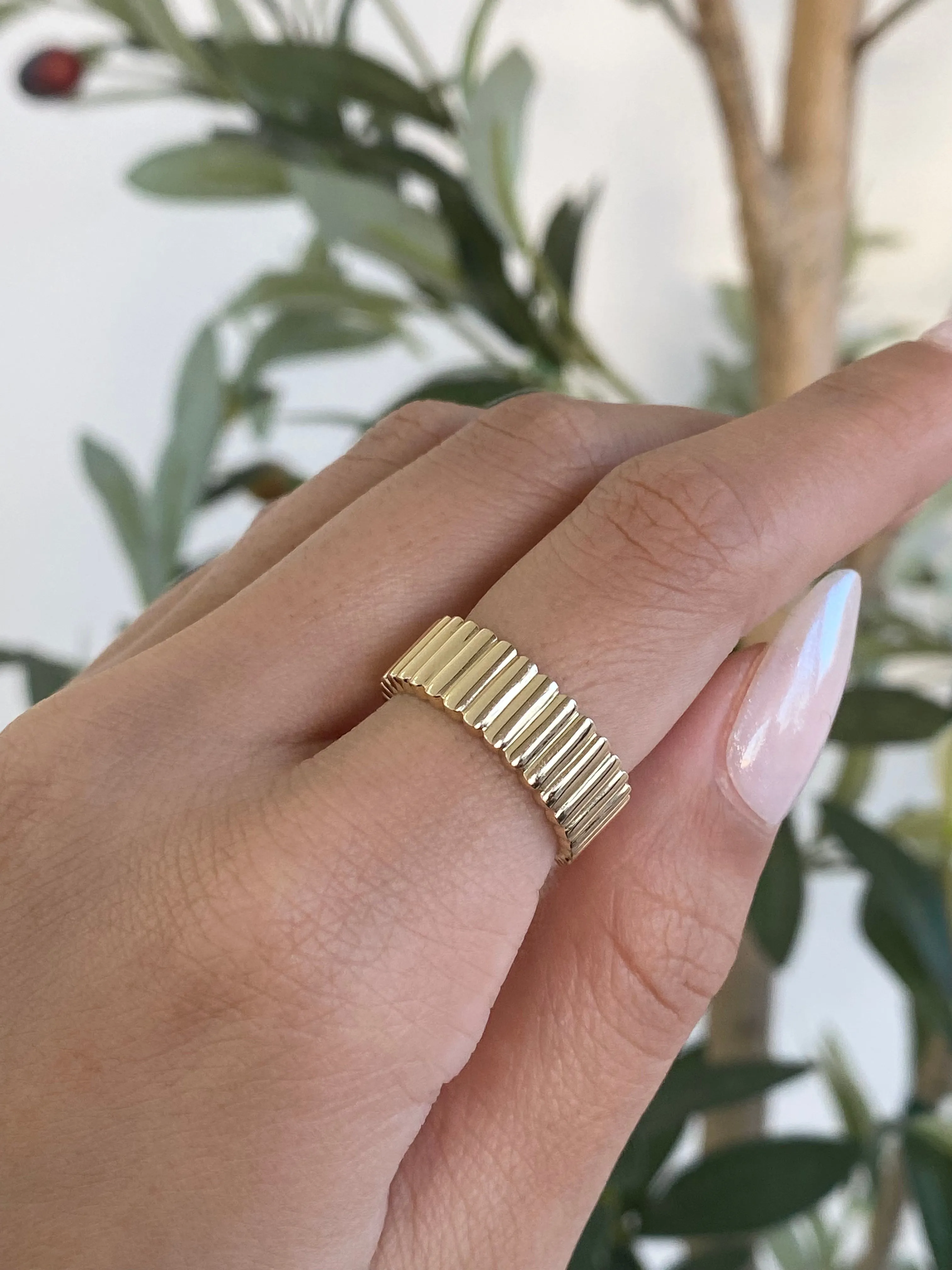 14K Gold Striped Band