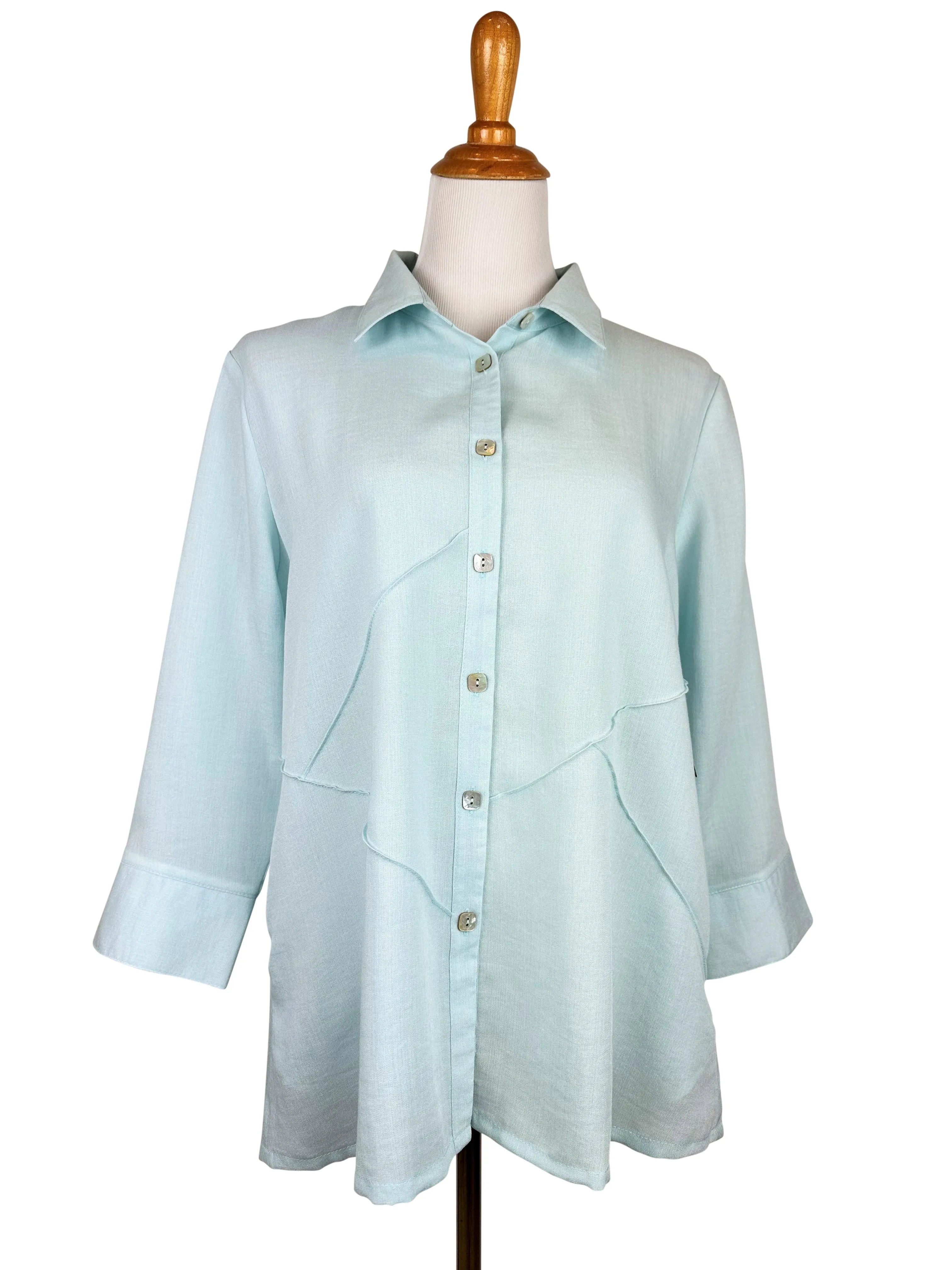 AA252 - Sabrina Linen Blouse