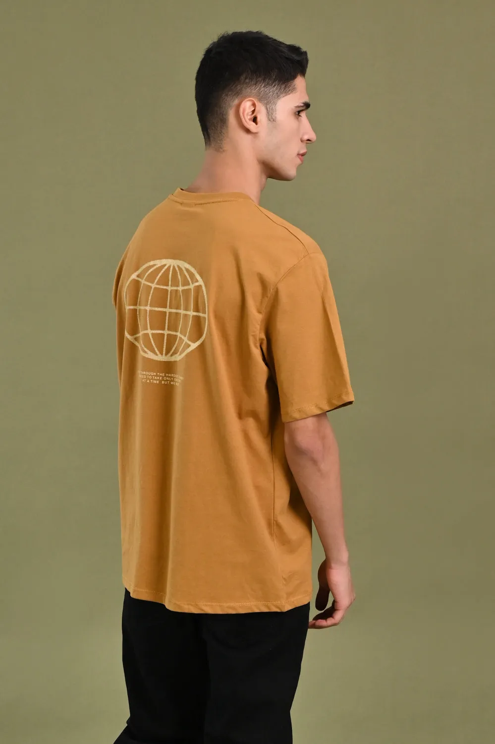 BAGGY FIT GRAPHIC TEE