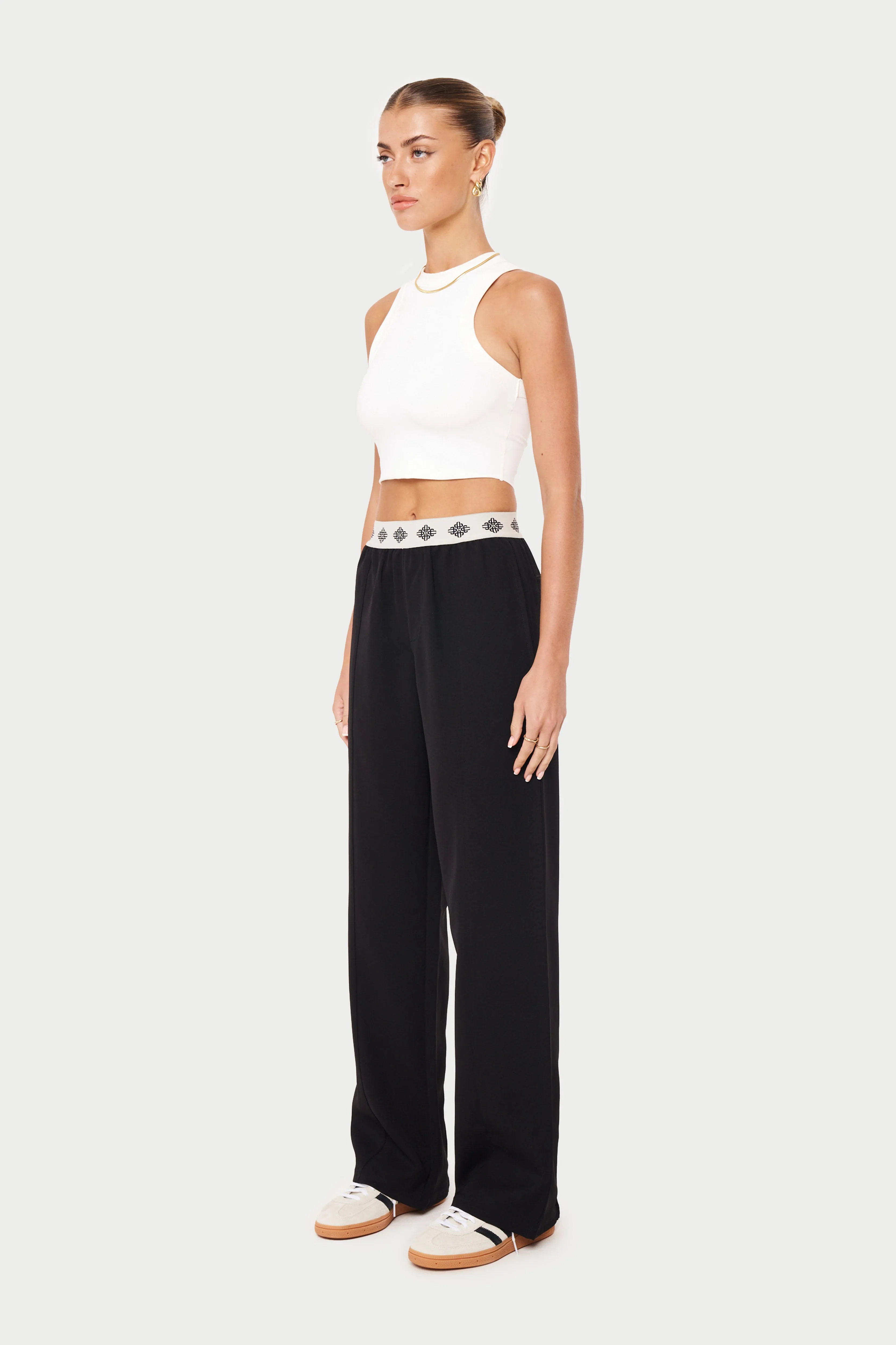 BRANDED WAISTBAND TAILORED PANT - BLACK