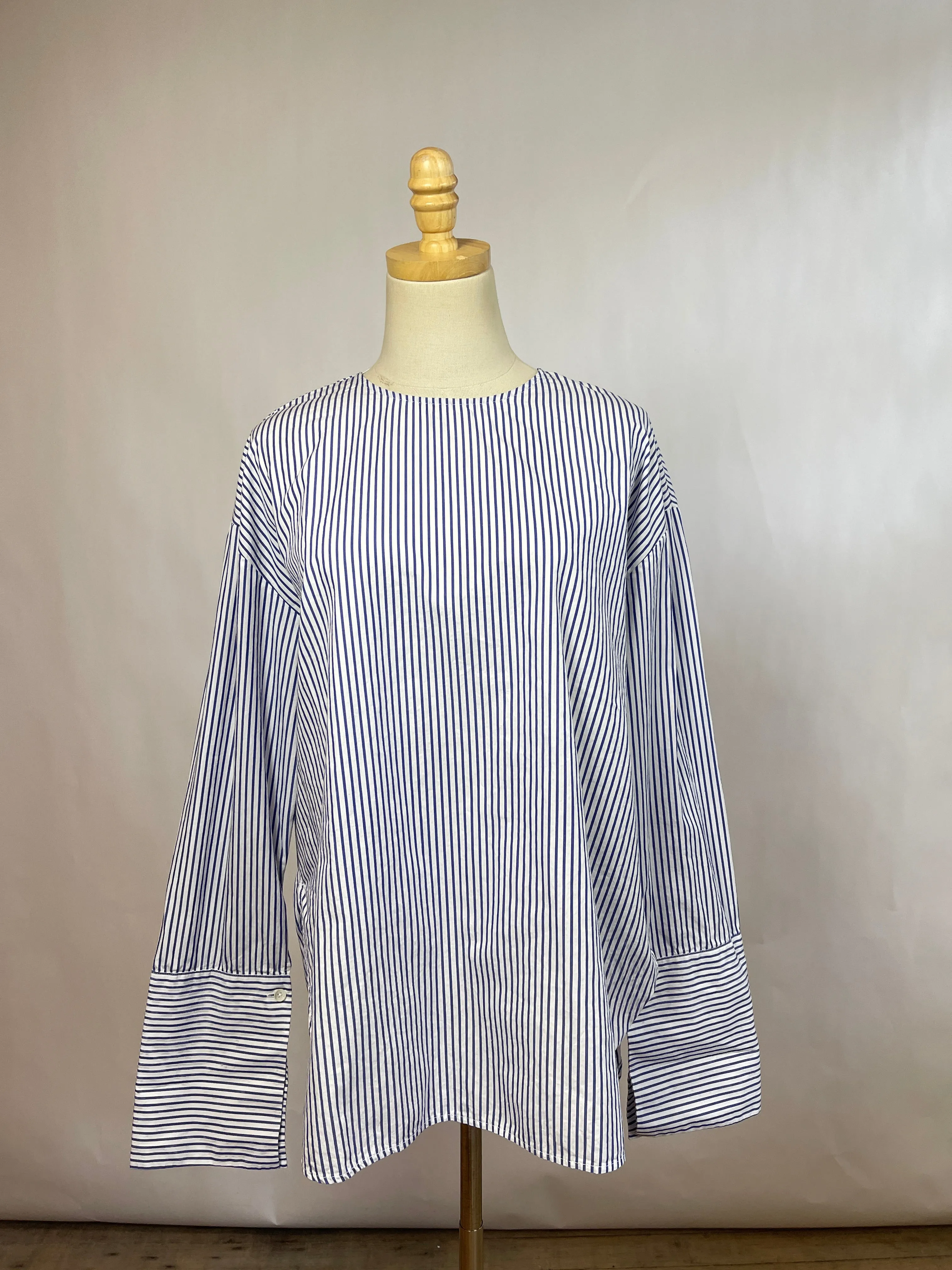 Closed Striped Blouse (M)