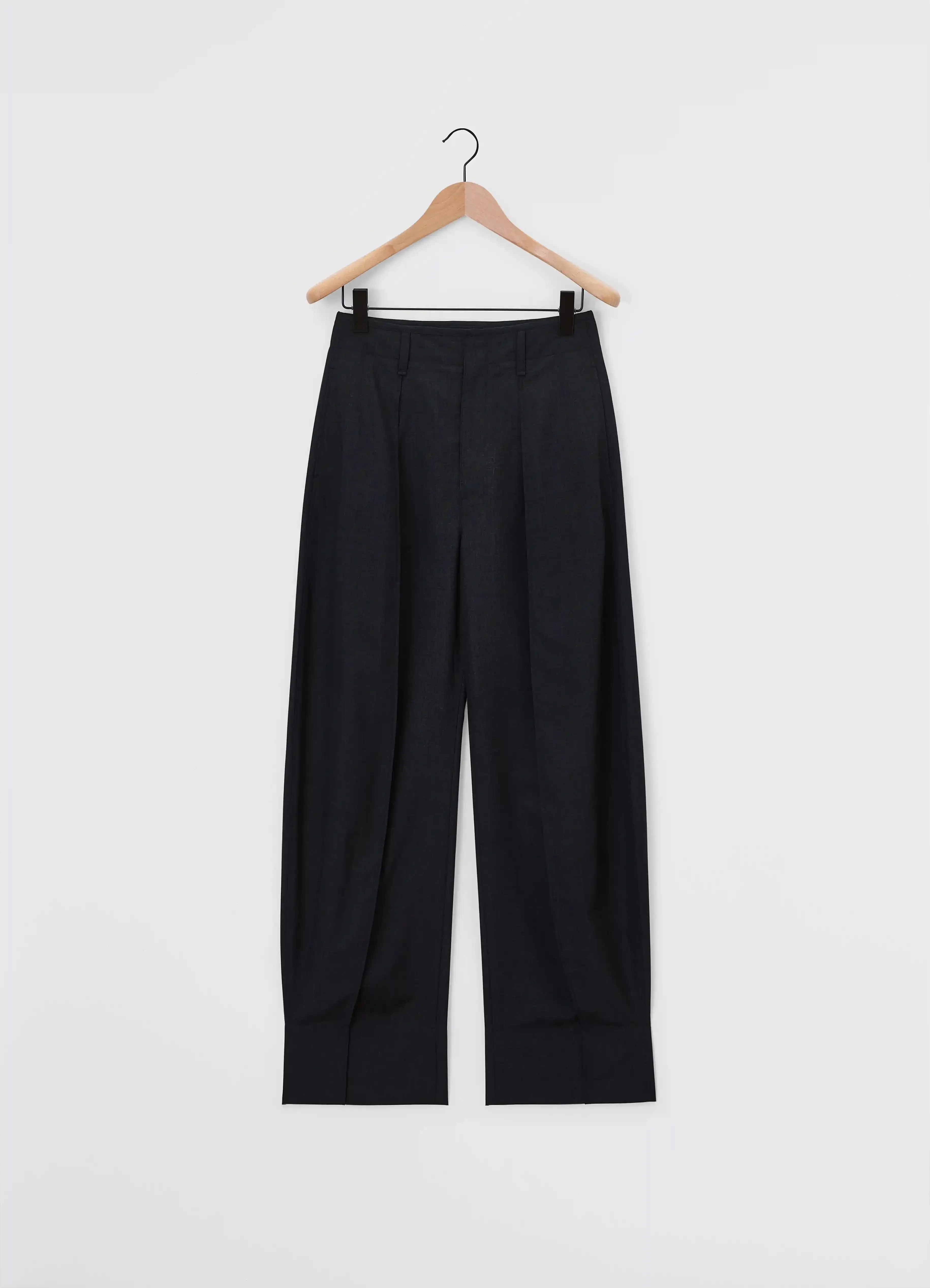 CURVED VOLUME TAILORED PANTS