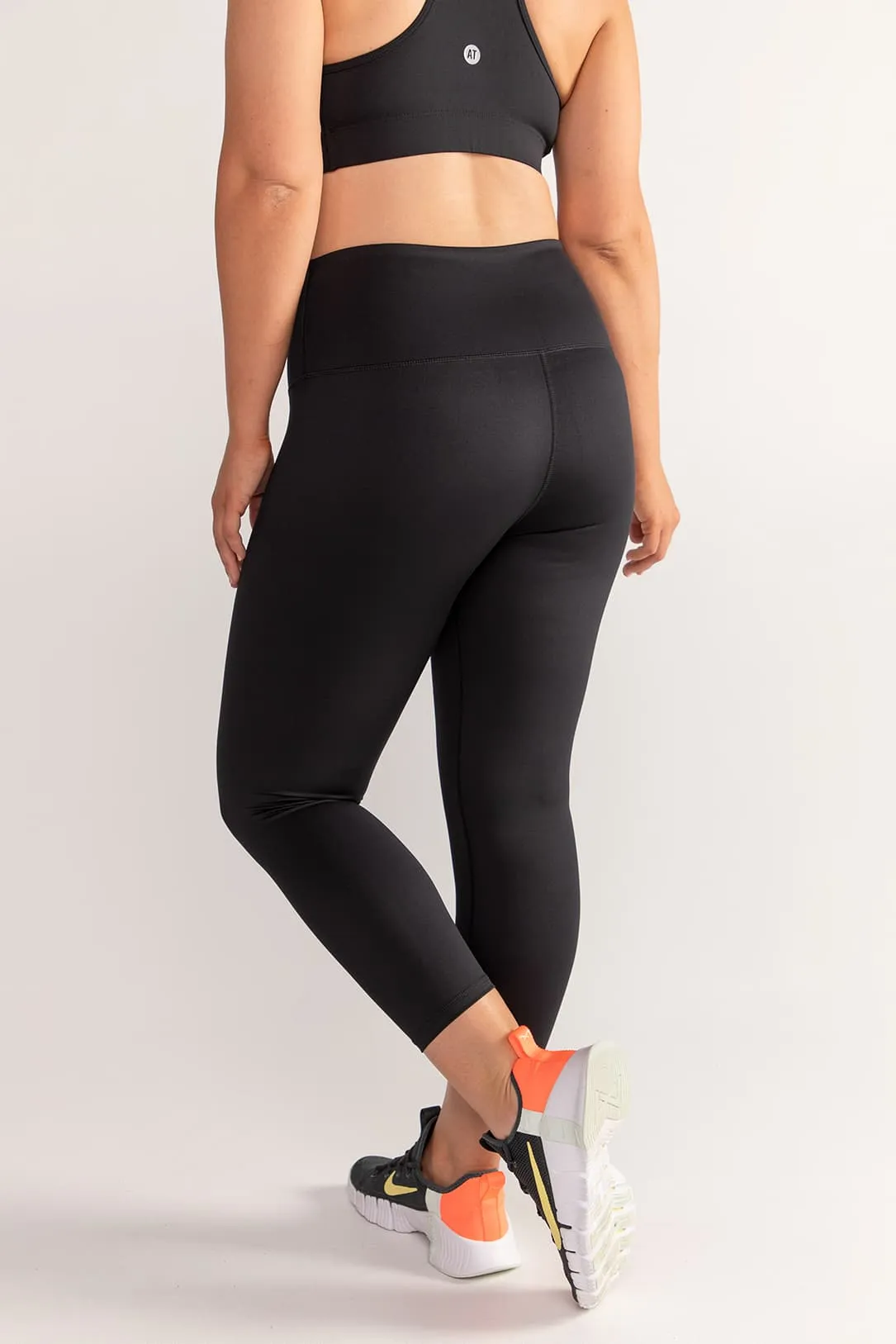 Essential 7/8 Length Tight - Black