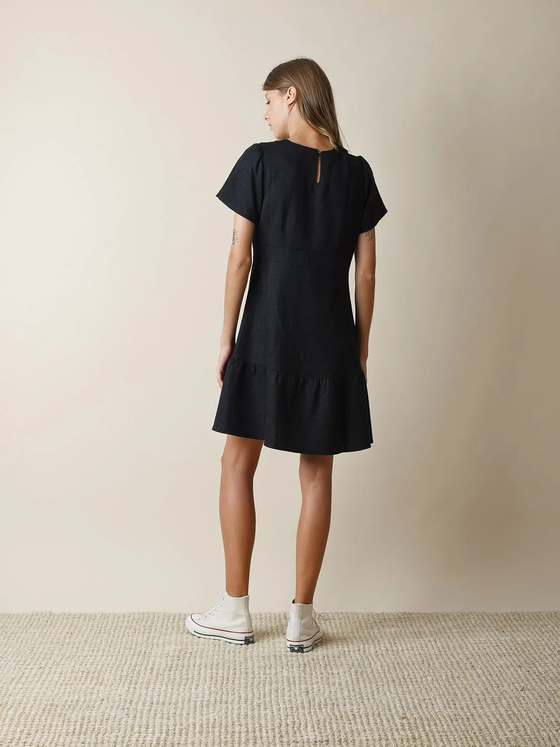 FLOUNCED LINEN DRESS