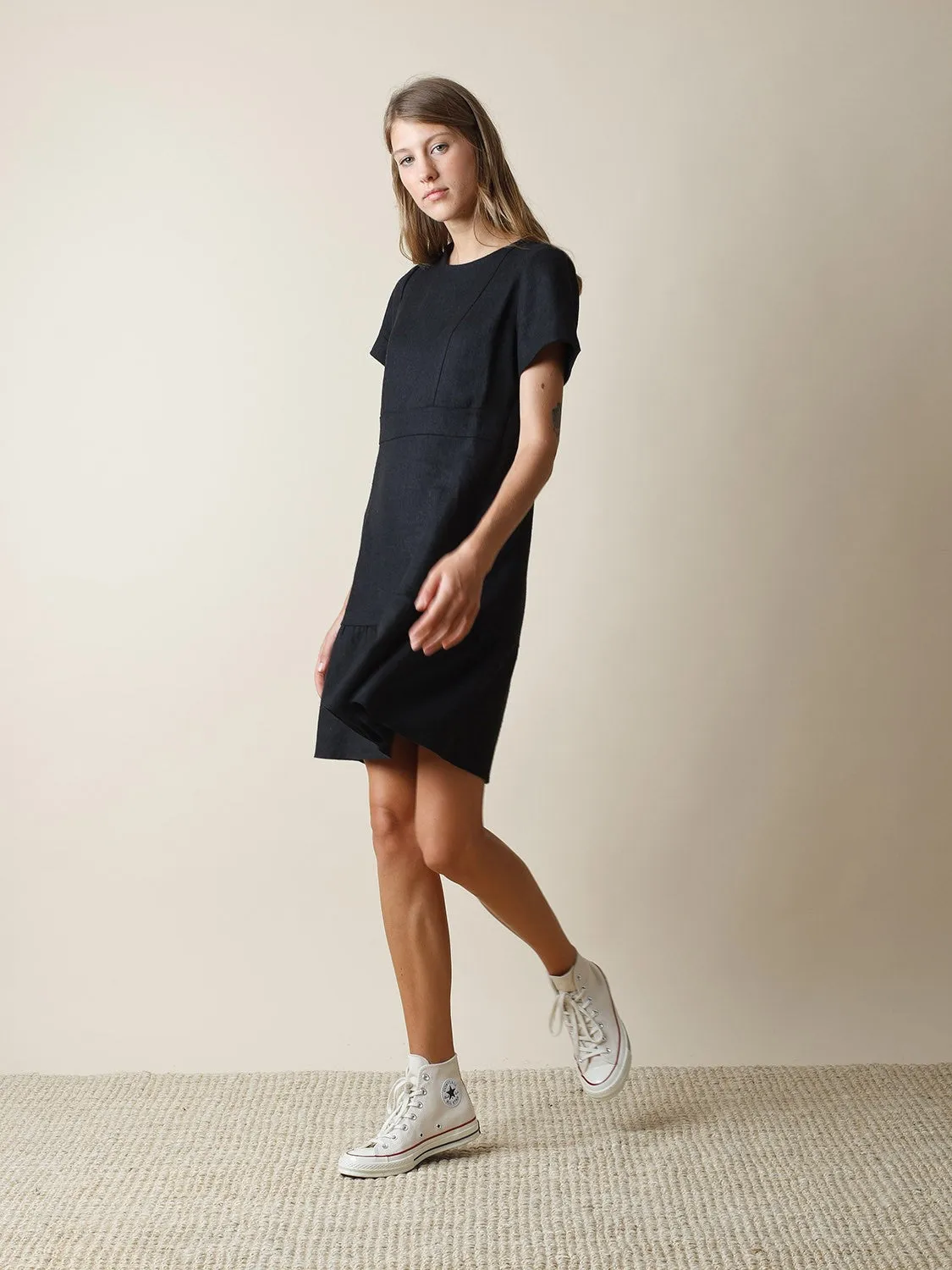 FLOUNCED LINEN DRESS