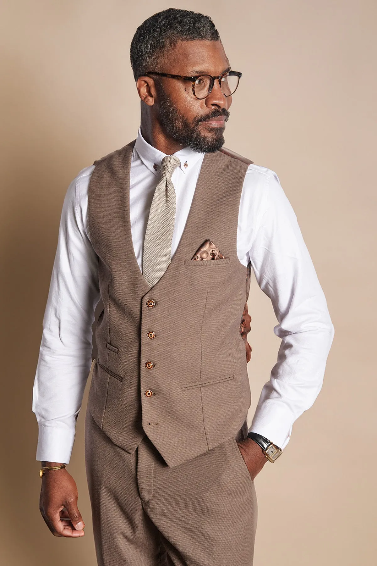 HM5 - Tan Tailored Three Piece Suit