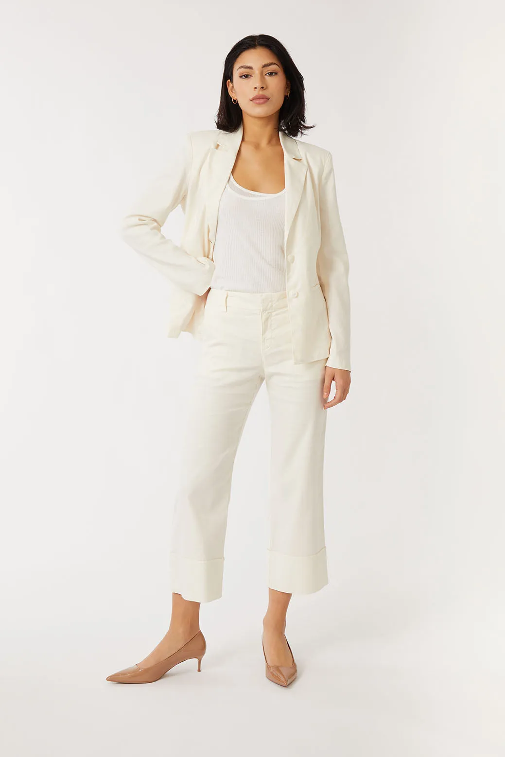 Lara Linen Blazer