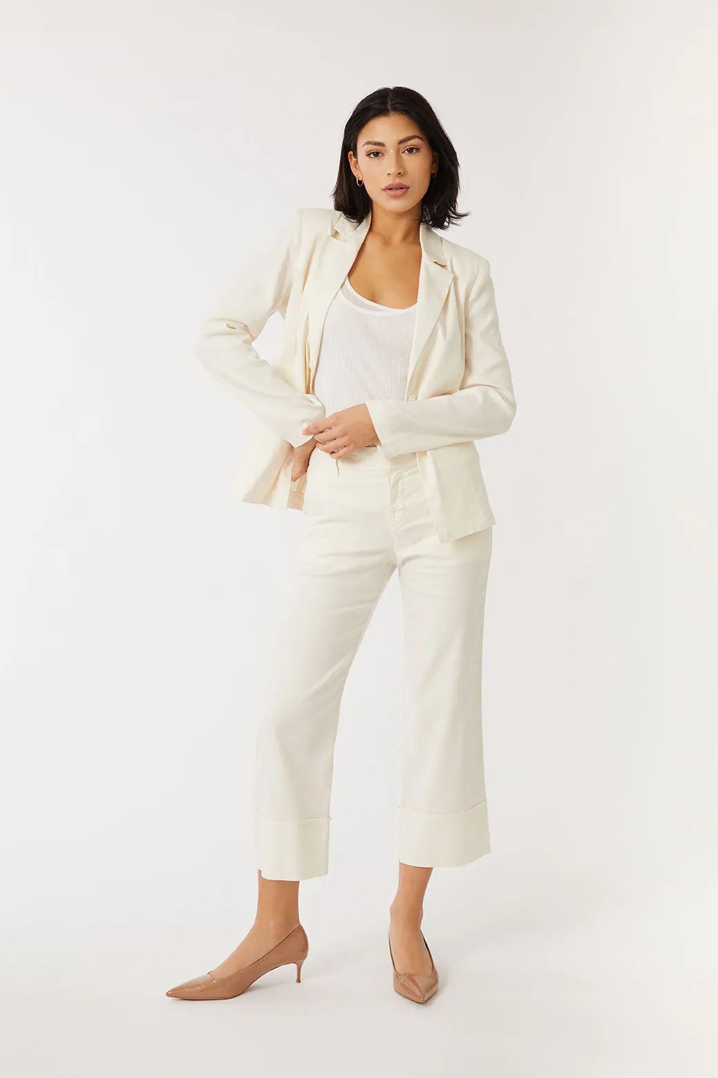 Lara Linen Blazer