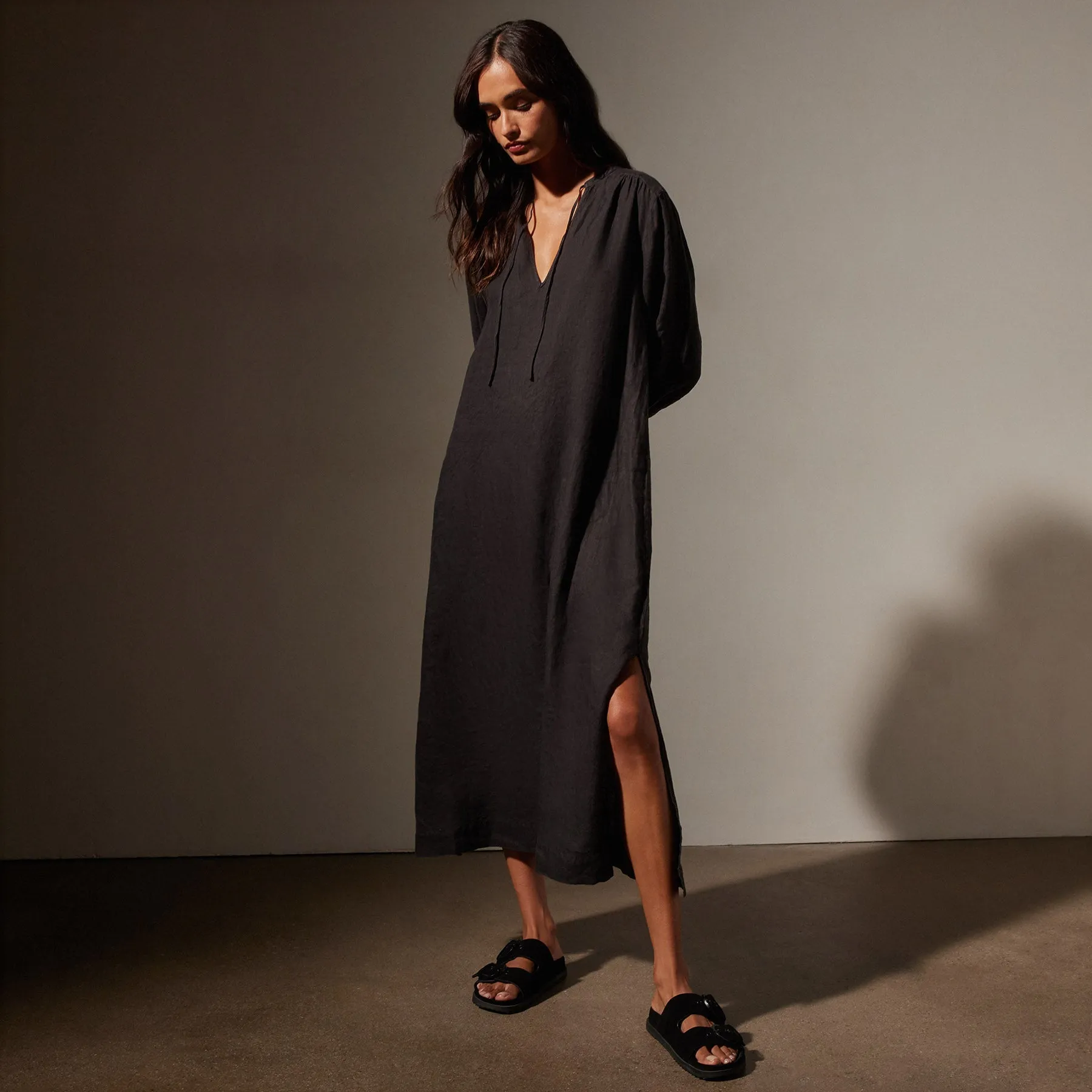 Lightweight Linen Dress - Black