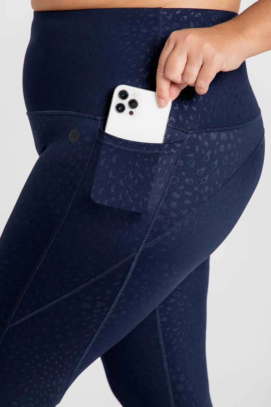 Training Pocket 7/8 Length Tight - Navy Leopard