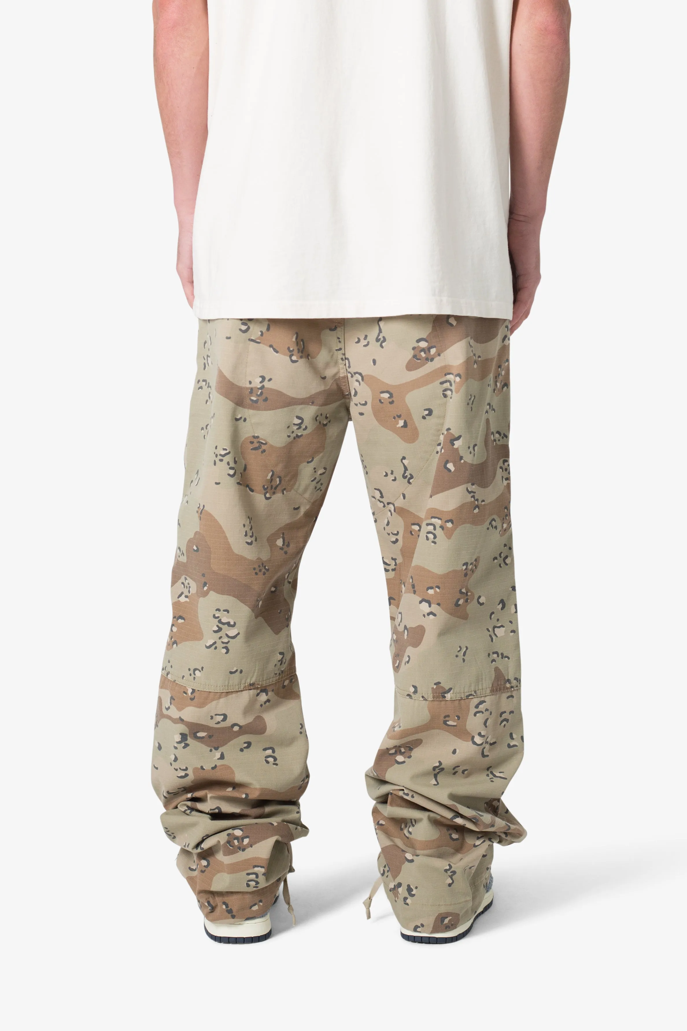 Ultra Baggy Cargo Pants - Desert Camo